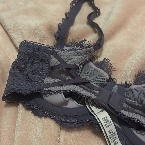 Victorias Secret Dream Angels 32C push up bra   B - Picture 3 of 8